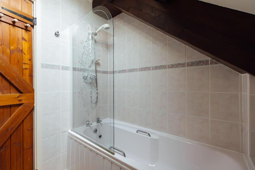 Barn Cottage - Family-Friendly Cottage With Heated Indoor Pool Haverfordwest Esterno foto